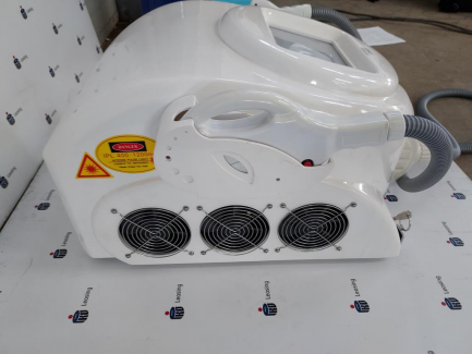 Zdjęcie przedmiotu: Cosmetic equipment set (MAGIC RF, IPL POWER PLUS)