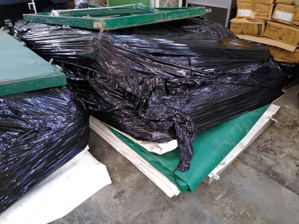 Zdjęcie przedmiotu: Football pneumatic hall, intended for temporary coverage of facilities, e.g. sports facilities. Jollers Plastbud Sp. z o.o. (60x40x11m)