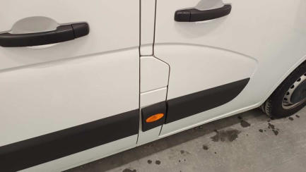 Zdjęcie przedmiotu: Renault Master FWD 2.3 dCi E6d 3.5t L3H3 Pack Clim