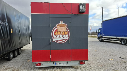 Zdjęcie przedmiotu: Przyczepa gastronomiczna ZP352 TRAILERS