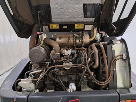 Zdjęcie przedmiotu: Ładowarka kołowa przegubowa YANMAR V80 (SCHAEFF TL80) 