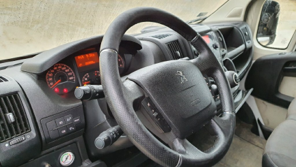 Zdjęcie przedmiotu: PEUGEOT/JEGGER BOXER 435 BlueHDi Euro 6 1997ccm - 163HP 3,5t 16-19