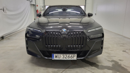 Zdjęcie przedmiotu: BMW 740d xDrive mHEV M Sport sport