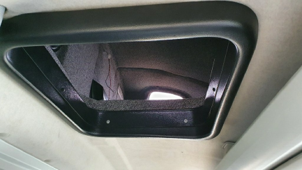 Zdjęcie przedmiotu: PEUGEOT/APD LUBOS BOXER/AL 435 BlueHDi Euro 6 1997ccm - 163HP 3,5t 16-19