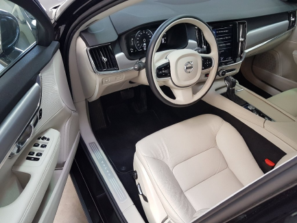 Zdjęcie przedmiotu: Volvo V90