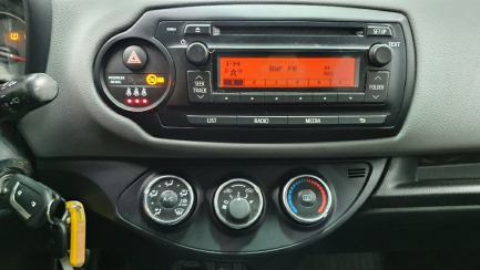 Zdjęcie przedmiotu: Toyota Yaris 1.33 Active EU6