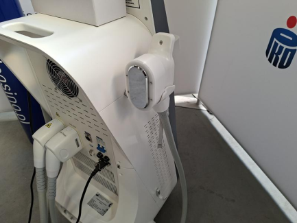 Zdjęcie przedmiotu: STUDIO FIGURA DIAMOND cosmetic device used to remove unwanted hair on both the face and the entire body