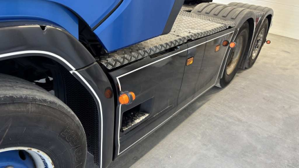 Zdjęcie przedmiotu: SCANIA S580 E6 26.0t LA 6x2 NA