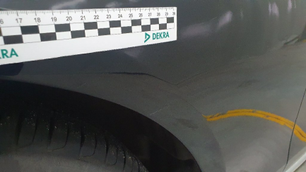 Zdjęcie przedmiotu: Mercedes-benz E 200 Sedan / Limousine