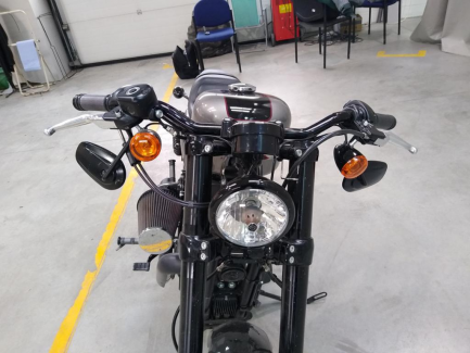 Zdjęcie przedmiotu: Harley Davidson Sportster Roadster