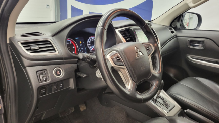 Zdjęcie przedmiotu: Mitsubishi L200 2.2 d DC Stark Basic aut Oświadczenie o utracie DR