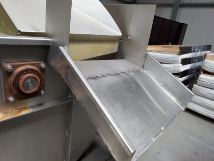 Zdjęcie przedmiotu: UNIMASZ SCH-2100/10 screw cooler - 2 pcs.