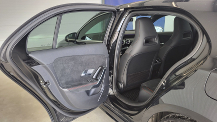 Zdjęcie przedmiotu: Mercedes-benz A 220 4-Matic Progressive 8G-DCT