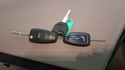 Zdjęcie przedmiotu: Ford F-MAX 12.7 TDCi E6d 18.0t