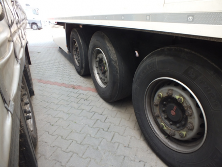 Zdjęcie przedmiotu: KRONE SDR 27 refrigerator semi-trailer