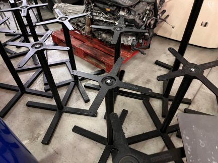 Zdjęcie przedmiotu: A set of restaurant furniture