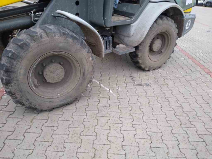 Zdjęcie przedmiotu: KRAMER 5085T / 353 telehandler