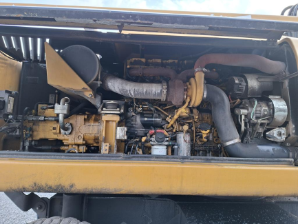 Zdjęcie przedmiotu: Koparka kołowa CAT M318D