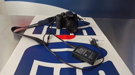Panasonic camera DMC-GH4 R body + Panasonic lens 14-140 / 3.5-5.6 G Vario ASPH (OEM)