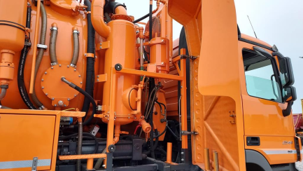 Zdjęcie przedmiotu: Samoch&oacute;d specjalny do czyszczenia kanalizacji Mercedes-Benz 2544 L Actros E5 25.0t