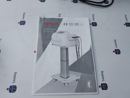 Zdjęcie przedmiotu: A cosmetic device that enables a procedure in which the cold diode laser penetrates into the subcutaneous layers and reduces the body circumference, stimulating the properties of fat cell membranes. STUDIO FIGURA Lipolaser