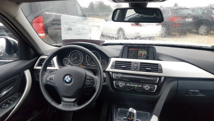 Zdjęcie przedmiotu: Bmw 318I sedan