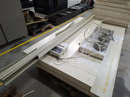 Zdjęcie przedmiotu: Elementy komory chłodniczej o wymiarach 4000x2400x2200 mm