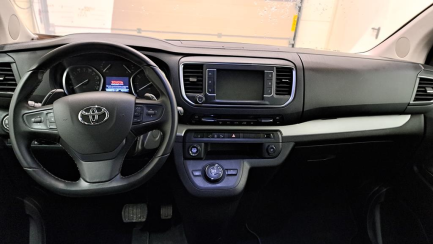 Zdjęcie przedmiotu: Toyota ProAce Verso 2.0 CRD E6.3 3.1t Long VIP Aut.