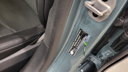 Zdjęcie przedmiotu: Mercedes-Benz E 220 d mHEV 4-Matic AMG 9G-Tronic