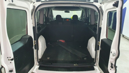 Zdjęcie przedmiotu: Fiat Doblo Cargo 1.6 MJ Euro 6 1598ccm - 105HP 2,1/2,5t
