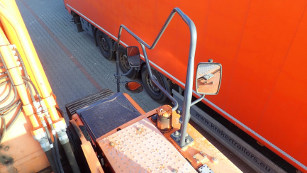 Zdjęcie przedmiotu: DOOSAN Infracore Co., Ltd. DX530LC-3 tracked excavator