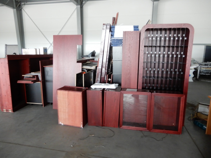 Zdjęcie przedmiotu: A set of MAGNA TRADE bar furniture