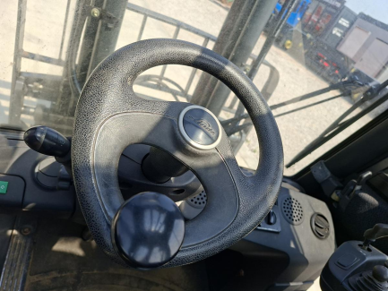 Zdjęcie przedmiotu: W&oacute;zek widłowy LINDE H30CNG-02