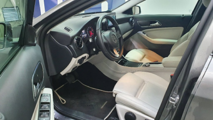 Zdjęcie przedmiotu: Mercedes-benz Gla Hatchback