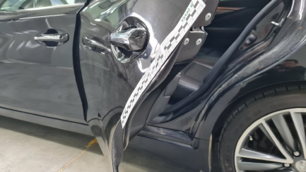 Zdjęcie przedmiotu: Infiniti Q50 2.0t Sport Sound Studio by Bose aut