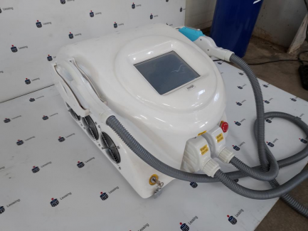 Zdjęcie przedmiotu: Cosmetic equipment set (MAGIC RF, IPL POWER PLUS)