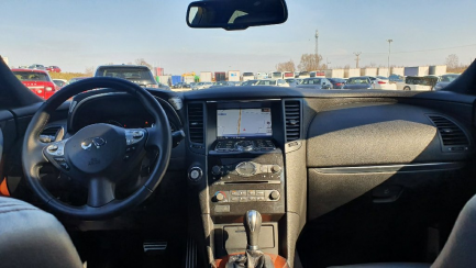 Zdjęcie przedmiotu: Infiniti Q70 SUV