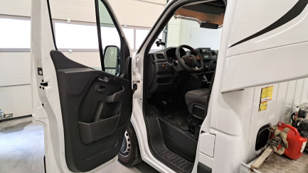 Zdjęcie przedmiotu: RENAULT/JEGGER MASTER FWD 2.3 dCi E6 3.5t L3H1 Extra S&S+E