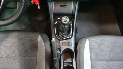 Zdjęcie przedmiotu: Toyota Auris 1.33 VVT-i Active