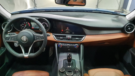 Zdjęcie przedmiotu: ALFA ROMEO GIULIA sedan 2.0 Turbo Veloce Q4 aut