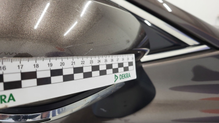 Zdjęcie przedmiotu: Toyota Camry 2.5 Hybrid Executive CVT Oświadczenie o utracie DR