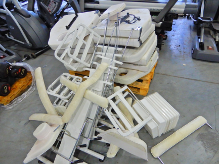 Zdjęcie przedmiotu: Cosmetic armchairs (4 pieces) YASUMI Sp. z o.o. Sp. k.