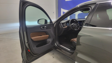 Zdjęcie przedmiotu: Volvo XC60 B4 B Inscription aut