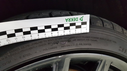 Zdjęcie przedmiotu: Lexus IS200T sedan