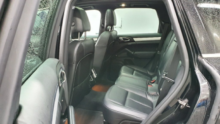 Zdjęcie przedmiotu: Porsche Cayenne Platinum Edition