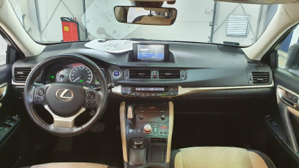 Zdjęcie przedmiotu: Lexus CT 200h Elegance, Hybrid + LPG