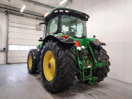 Zdjęcie przedmiotu: Сільськогосподарський трактор JOHN DEERE 8320R