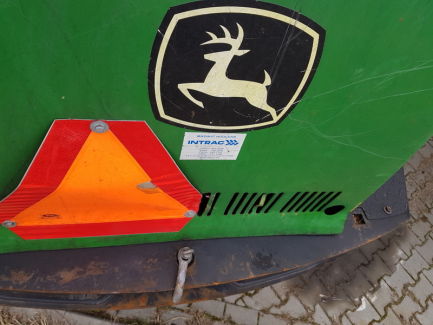 Zdjęcie przedmiotu: Harvester John Deere 770D