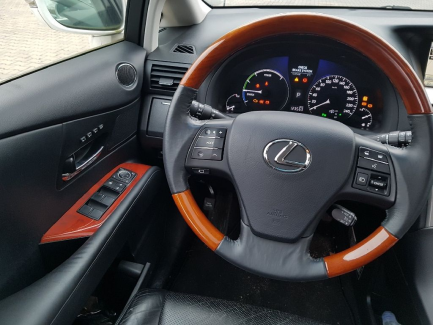 Zdjęcie przedmiotu: Lexus RX450H Prestige
