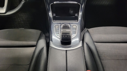 Zdjęcie przedmiotu: Mercedes-benz C 200 4-Matic 7G-TRONIC